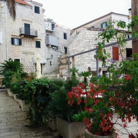 Bed & Breakfast Dionis Вис Экстерьер фото