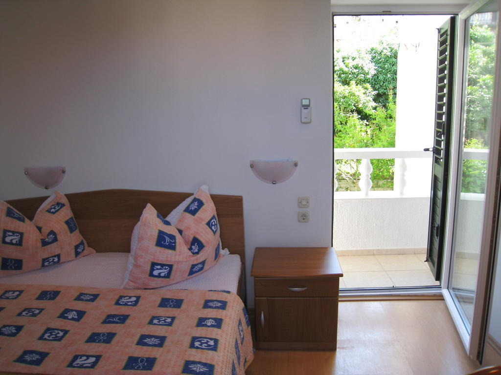 Bed & Breakfast Dionis Вис Номер фото