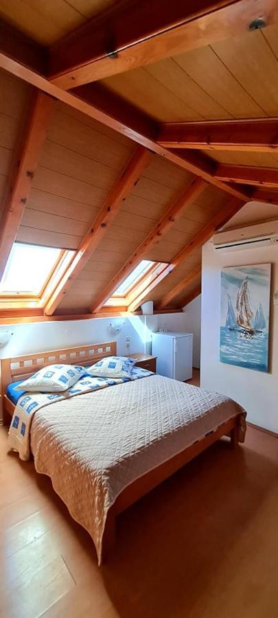 Bed & Breakfast Dionis Вис Экстерьер фото