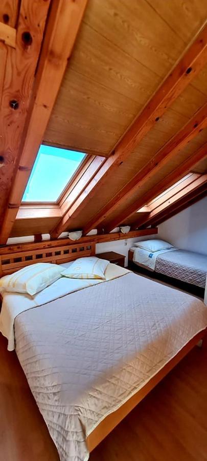 Bed & Breakfast Dionis Вис Экстерьер фото